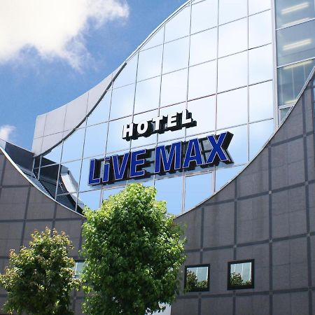 Hotel Livemax Budget Esaka Suita Buitenkant foto