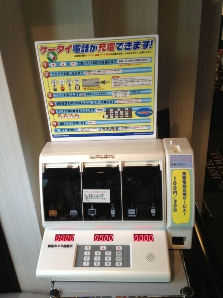Hotel Livemax Budget Esaka Suita Buitenkant foto