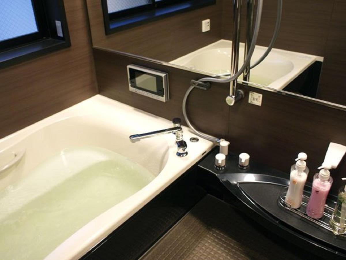 Hotel Livemax Budget Esaka Suita Buitenkant foto