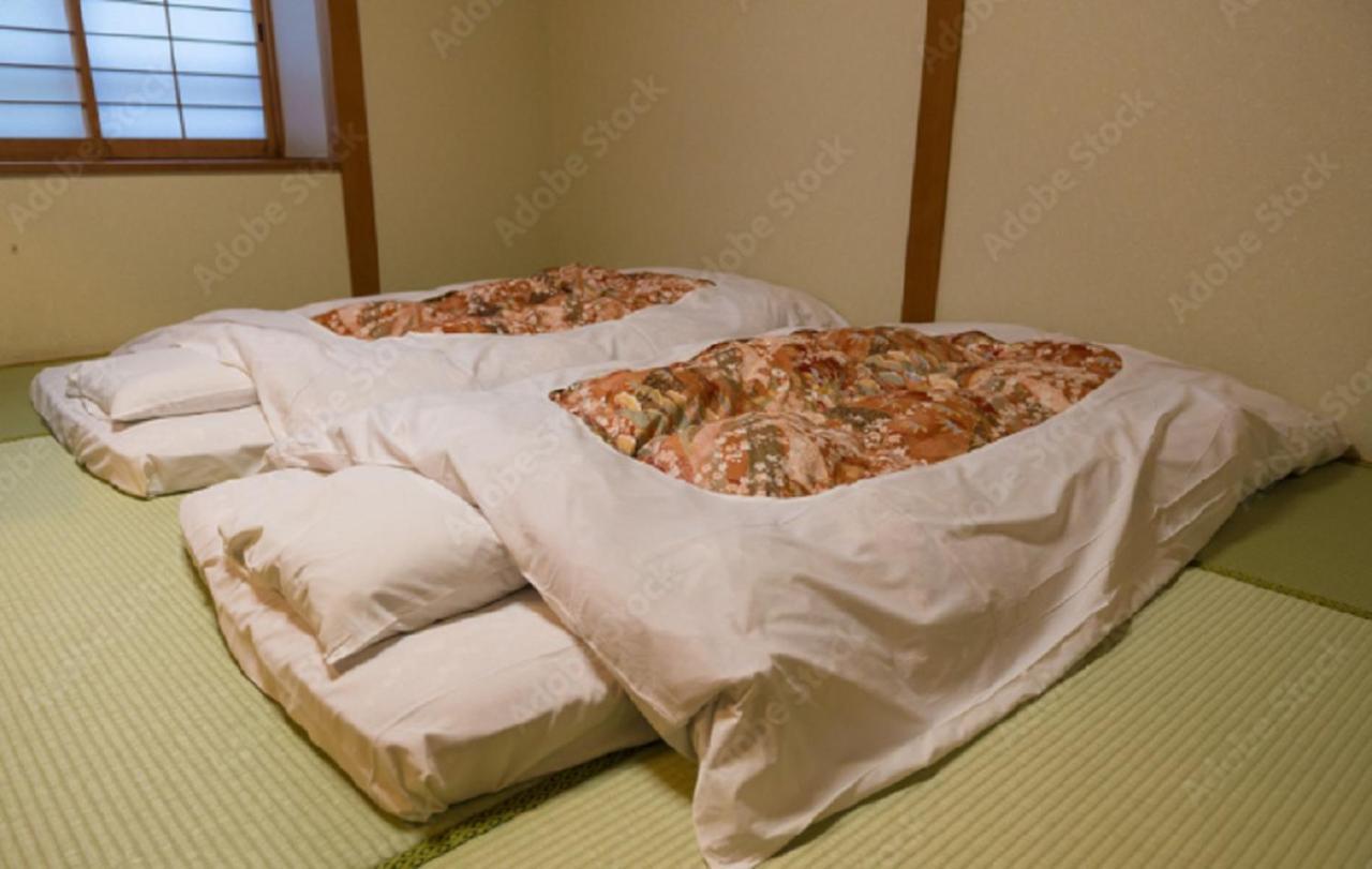 Hotel Livemax Budget Esaka Suita Buitenkant foto