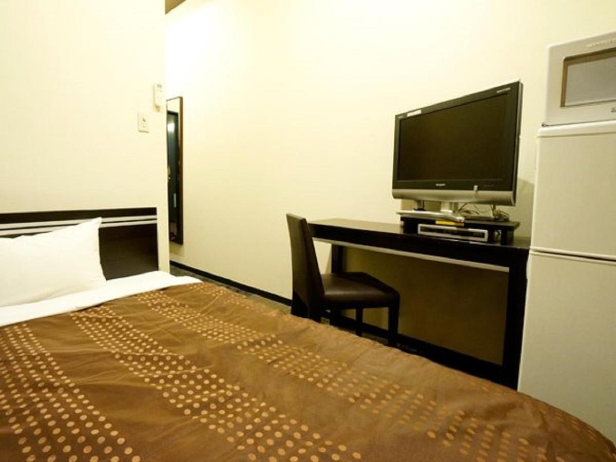 Hotel Livemax Budget Esaka Suita Buitenkant foto