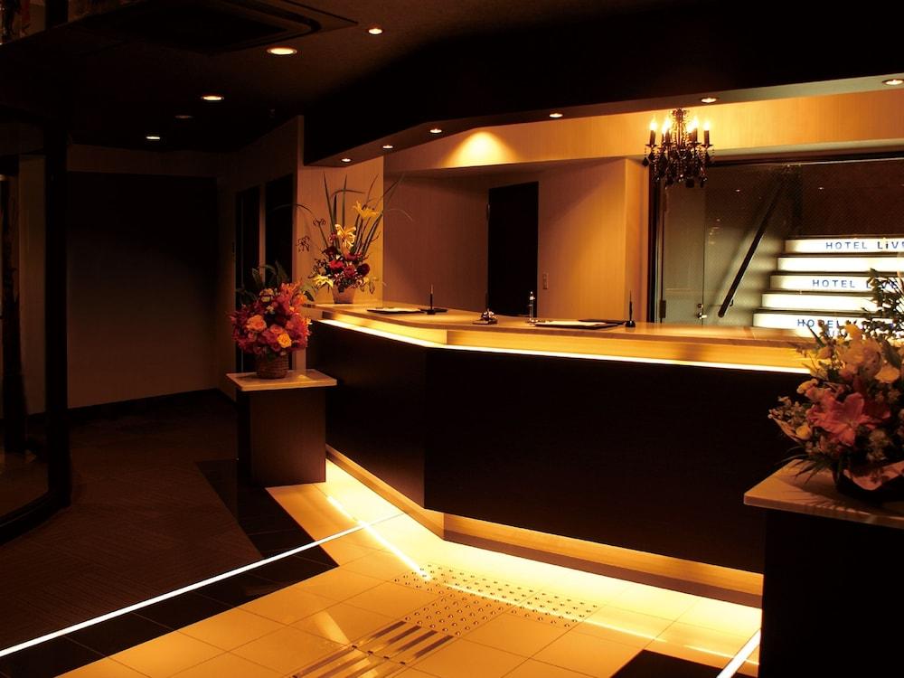 Hotel Livemax Budget Esaka Suita Buitenkant foto